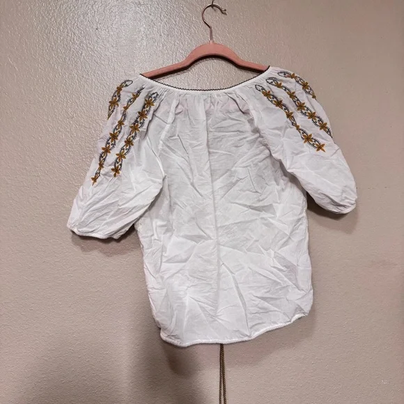 LUCKY BRAND Embroidered White Blouse with Gold Accents - Picture 6 of 7